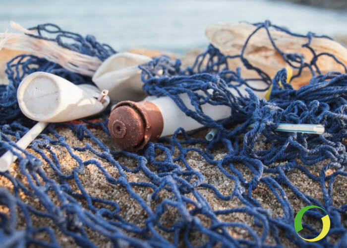 rifiuti packaging plastica spiaggia_low