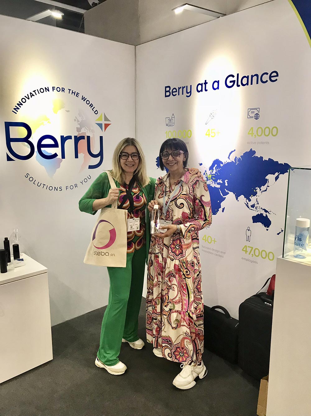 Stefania and Valentina from Steba at Comospack