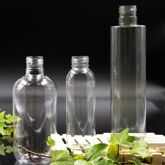 Flaconi green in PET e PE